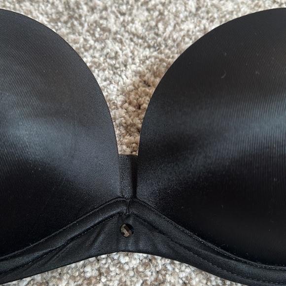 Victoria’s Secret Black Strapless Bra - Picture 3 of 7
